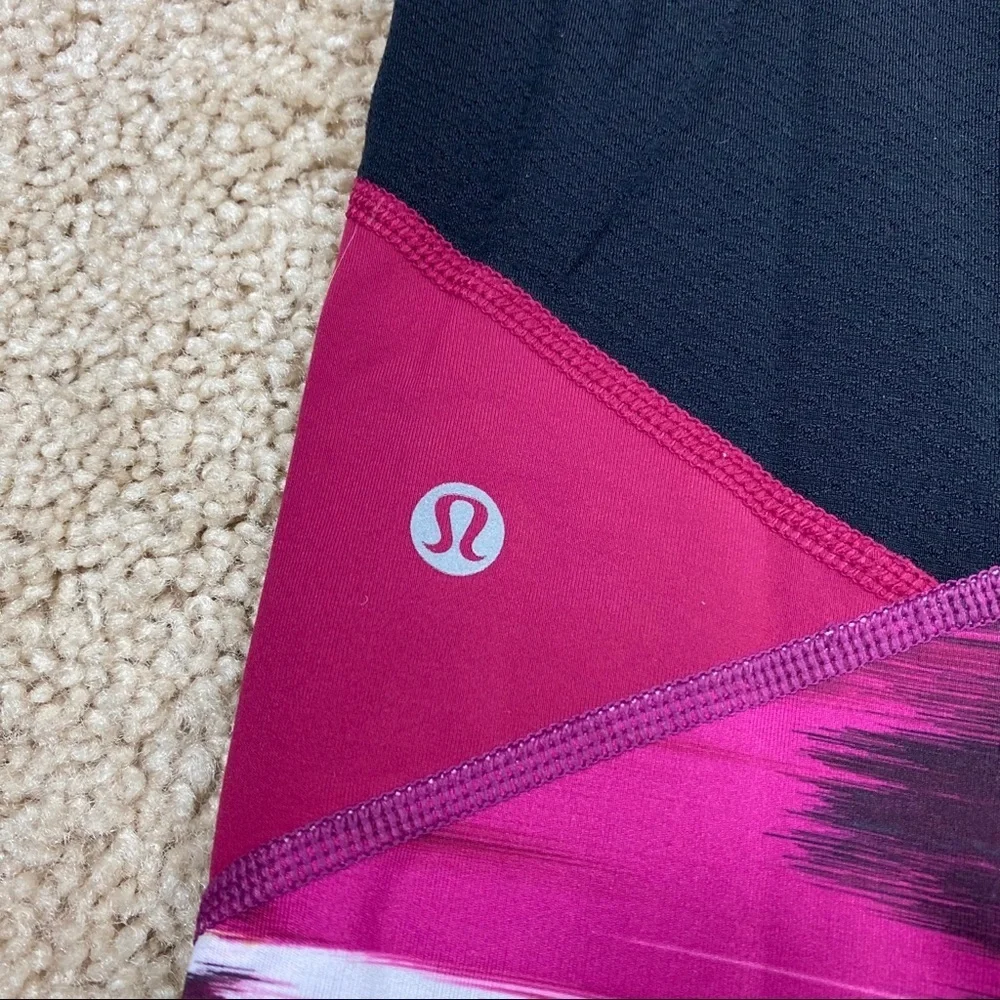 Lululemon Black Crop Capri Athletic Leggings Women Size 6